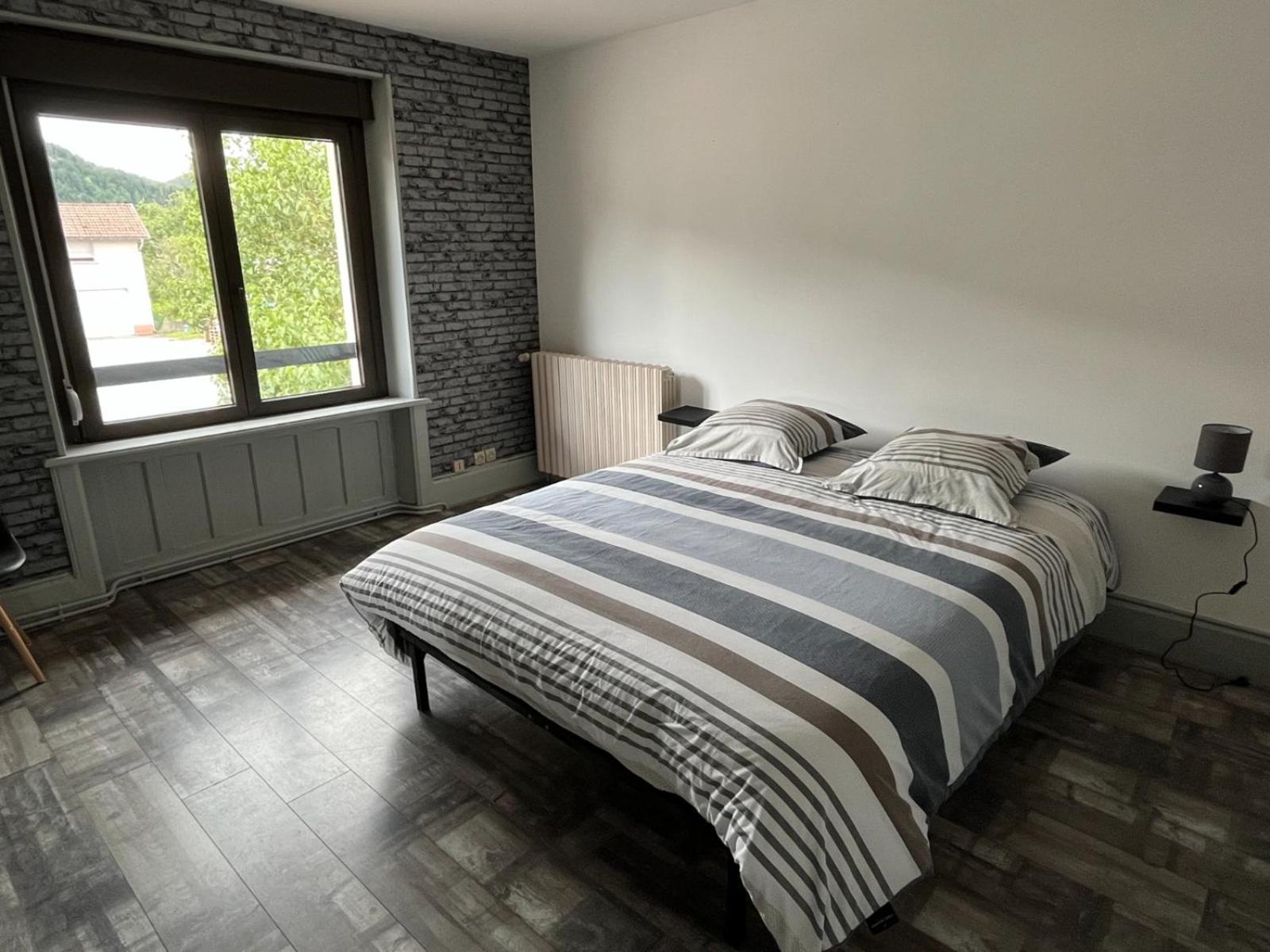 Gite 205 M2, 8Pers Piscine, Jacuzzi, Balneo Privatifs Vagney Buitenkant foto
